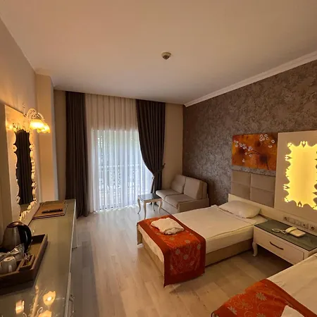 Grand Mir'amor Hotel&spa 5* 凯梅尔