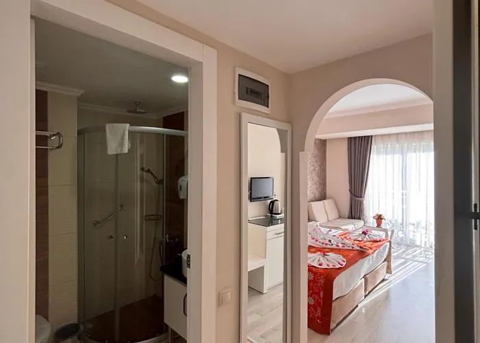 Grand Mir'amor Hotel&spa מלון קמר