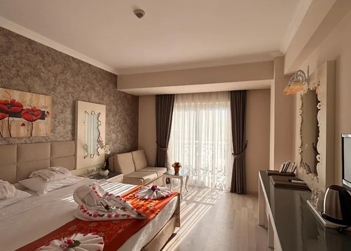 Grand Mir'amor Hotel&spa מלון 5*