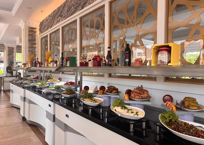 Grand Mir'amor Hotel&spa מלון 5*