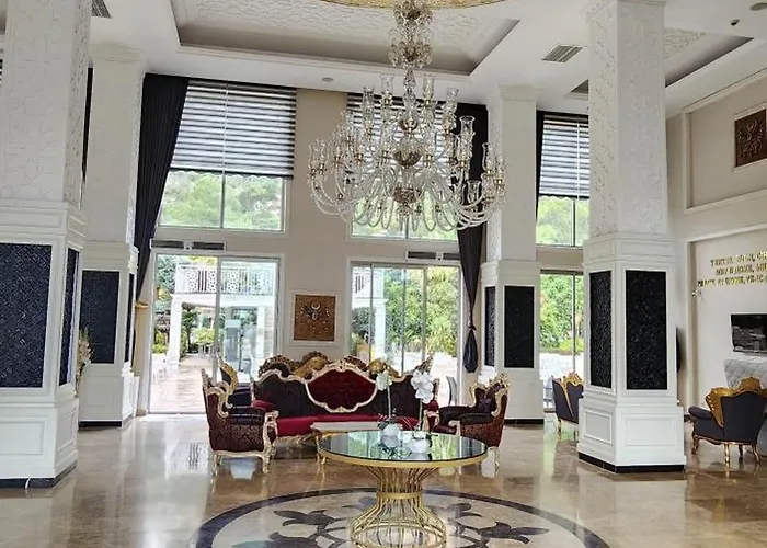 Grand Mir'amor Hotel&spa קמר
