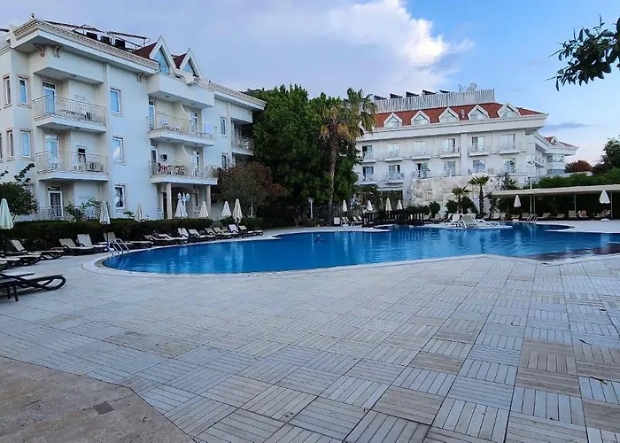 מלון Grand Mir'amor Hotel&spa קמר